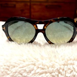 Tom Ford Isla AviatorSunglasses